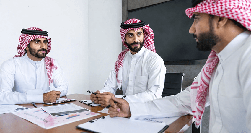 إعداد الإقرارات الضريبية لمحطات الوقود بسهولة عبر سماك cover image
